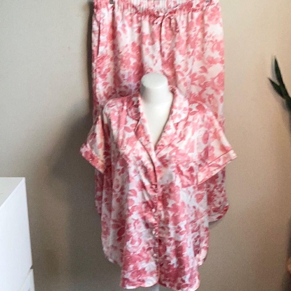 Cabernet by Sleep Sense Floral Pajama Set XL